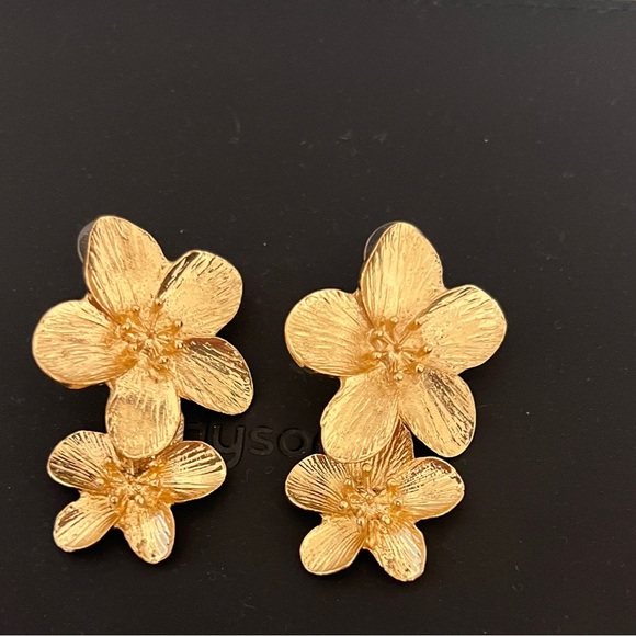 Yellow Gold Floral Earrings 2inch long flowers evening - Picture 5 of 5